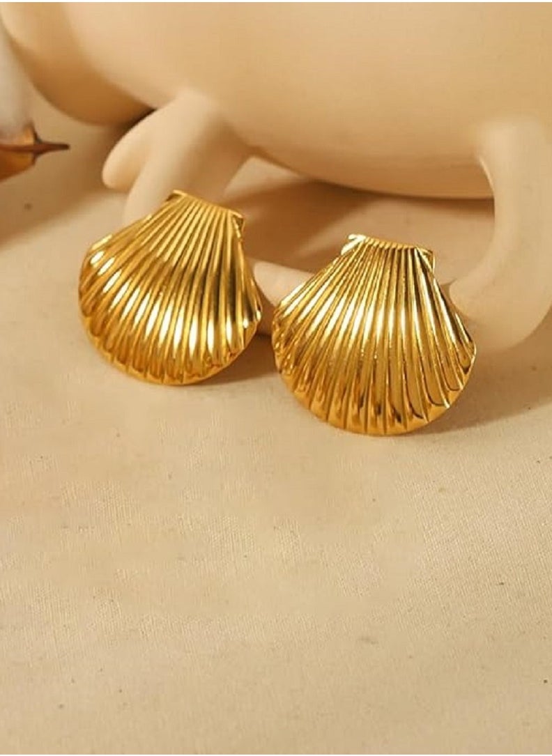 MANIKAN - Women's Earrings with Shell Design in Stainless Steel - Image 1
