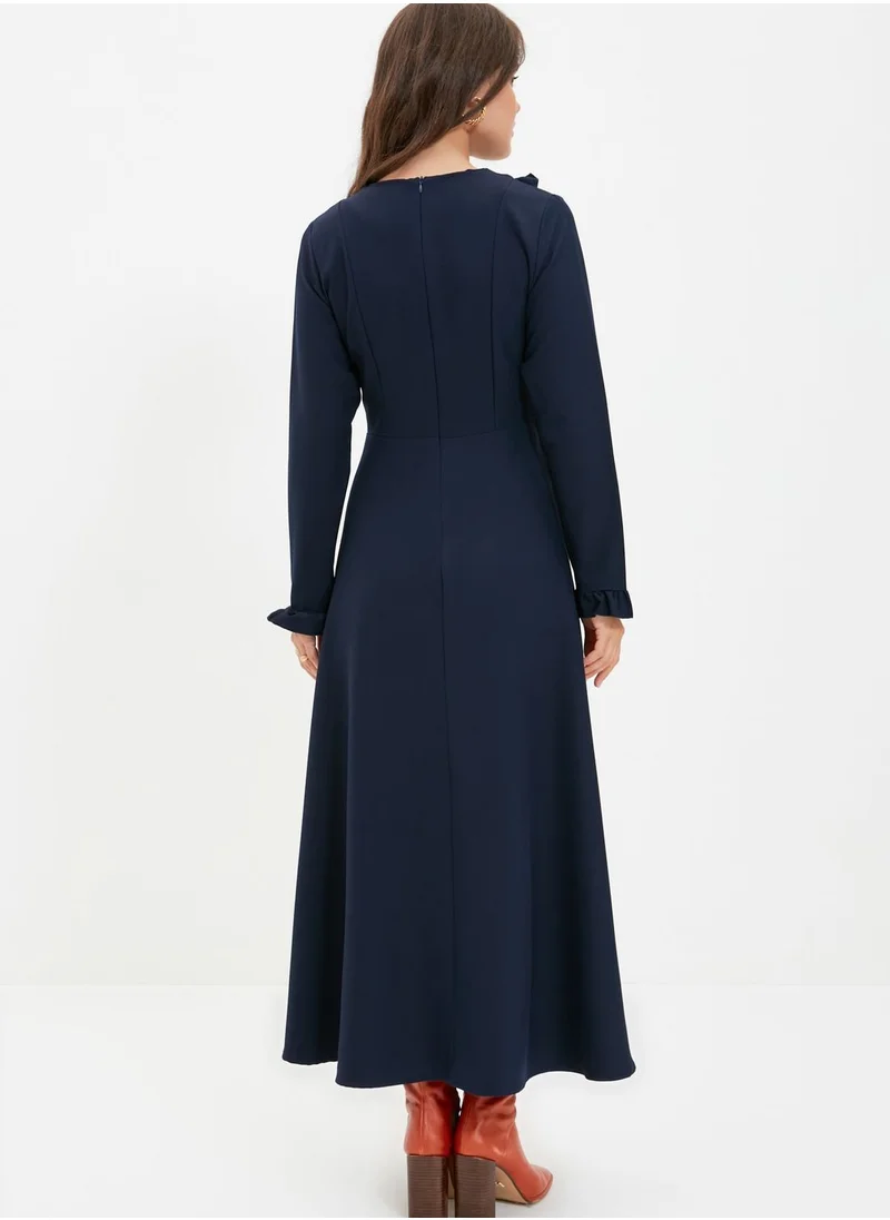 trendyol Round Neck Ruffle Detail Dress