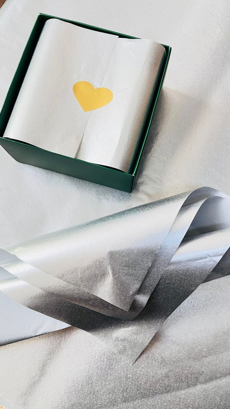 Tuğset Label Silver Colored Pelur Paper 50X70 cm 10 Pieces