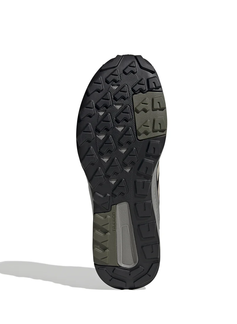 adidas تيريكس أنيلاندر