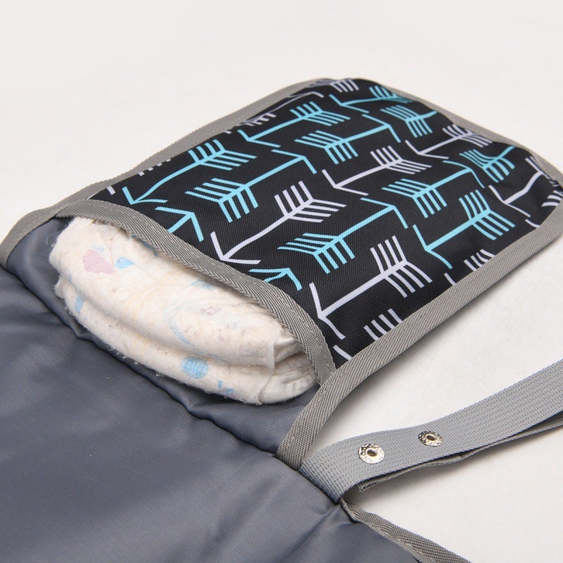 Portable Diaper Pad, Baby Outing Artifact, Baby Changing Table, Multi-Functional Folding Diaper Diaper Bag - Image 5