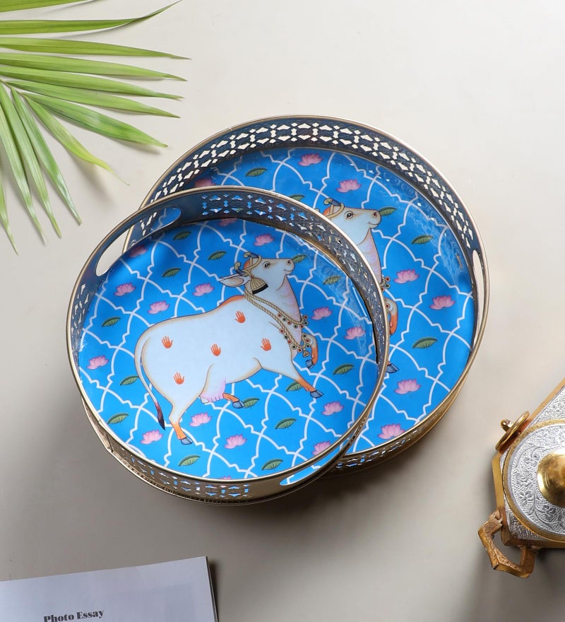 Two Moustaches Kamdhenu Cow Design Serving Trays Set (8 Inches & 10 Inches), Serving Plates for Home, Serving Platters for Tea/Coffee/Fruits/Snacks, Decorative Pichwai Tray, Multicolored, Pack of 2 - Image 3