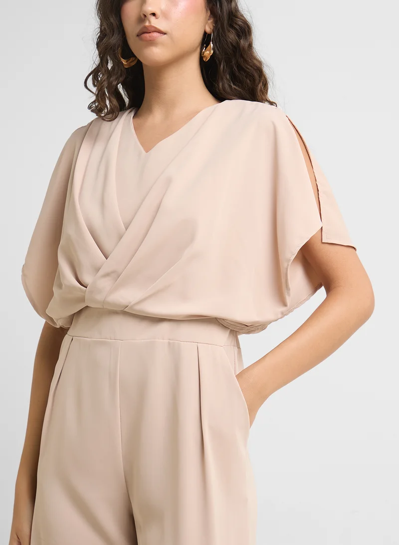 جينجر Cowl Neck Tailored Jumpsuit