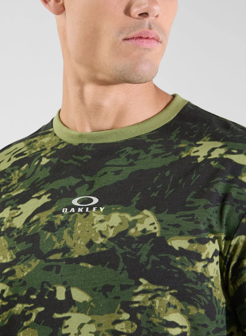 Oakley  Bark New T-Shirt for Men | Best Price UAE