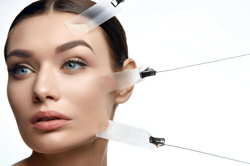 Enhance your skin firmness by treating sagging and reducing wrinkles in face, neck and eye areas. Contains 40 patches and 3 wire strips for a comfortable and long-lasting experience.
