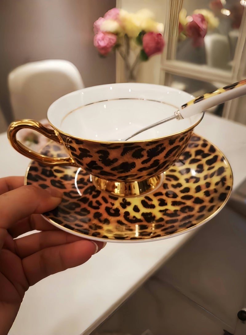 حِرَاس طقم فناجين وصحون من الخزف الصيني الفاخر، طقم فناجين شاي وقهوة، طقم هدايا (طبعة جلد النمر، 230 مل)  - Image 5