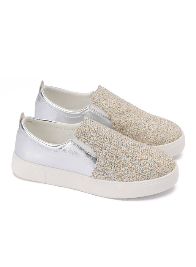 زيلدا حذاء زيلدا النسائي سهل الارتداء مصنوع من الجلد الصناعي - Image 1