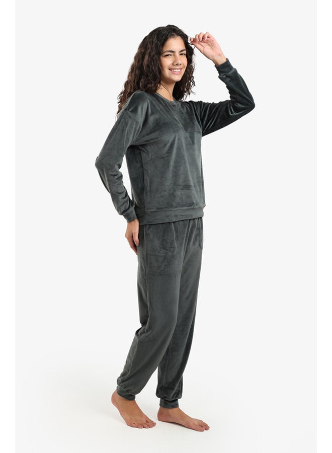 Carina Cozy Velvet Pajama Set - Image 3