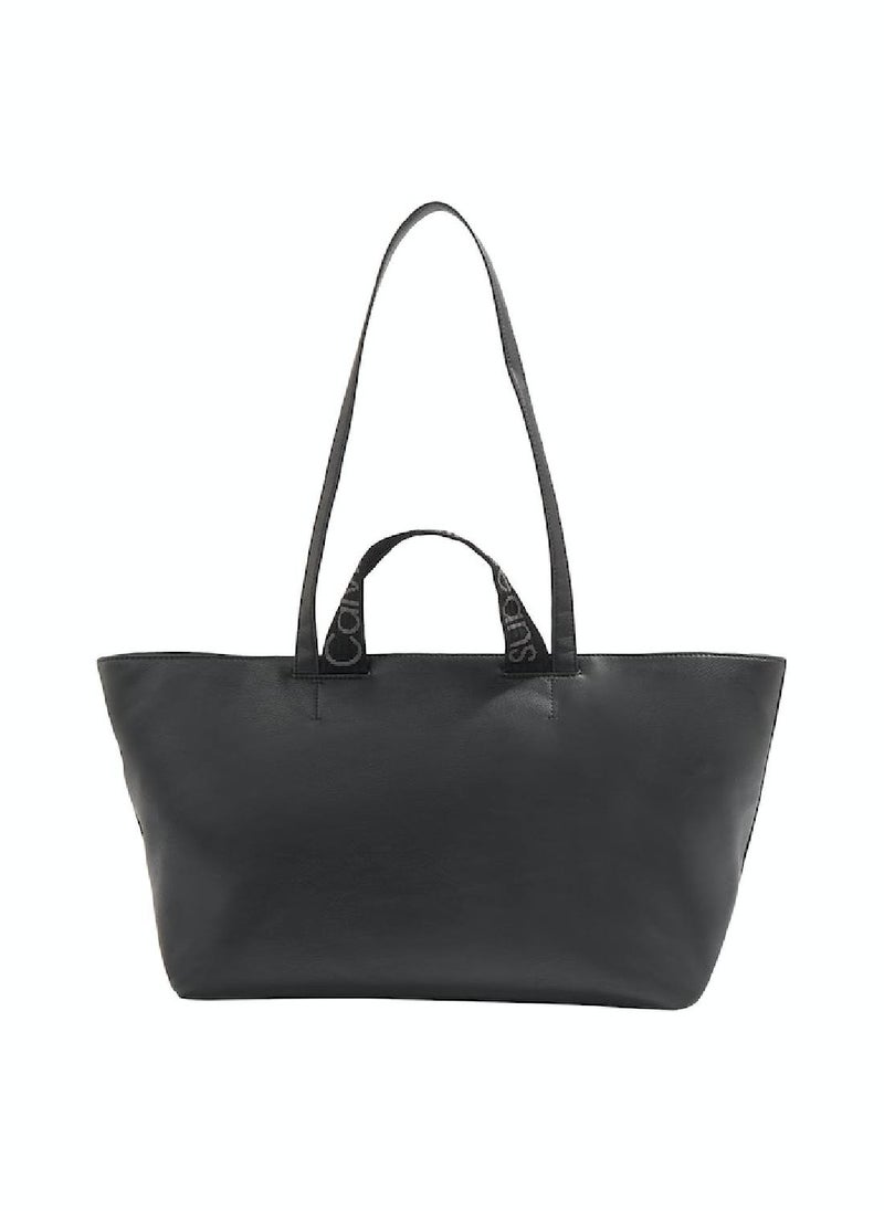 Calvin Klein Jeans Women's Ultralight Longday Shopper Bag,  Black  - Image 2