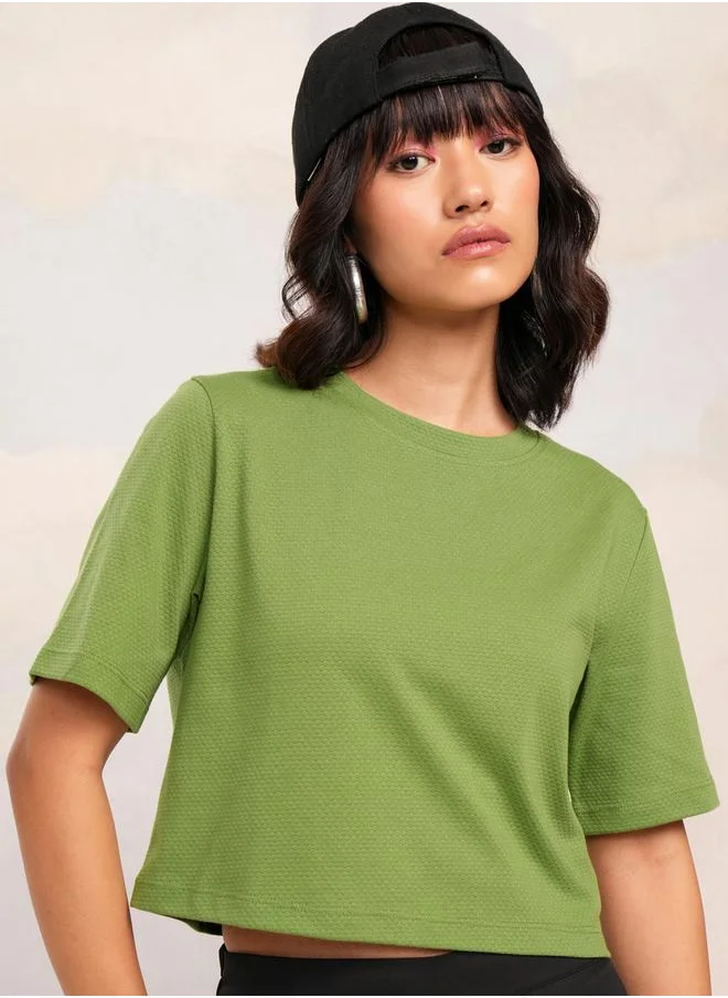 Tokyo Talkies Solid Round Neck Crop Top