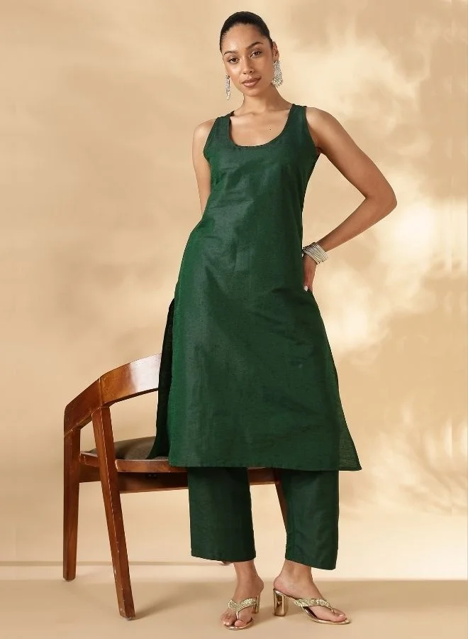 Abhishti Solid Green Sleeveless Kurta Pant Set