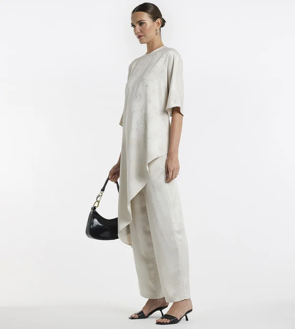 بي سي بي جي BCBG Jacquard Straight Pants