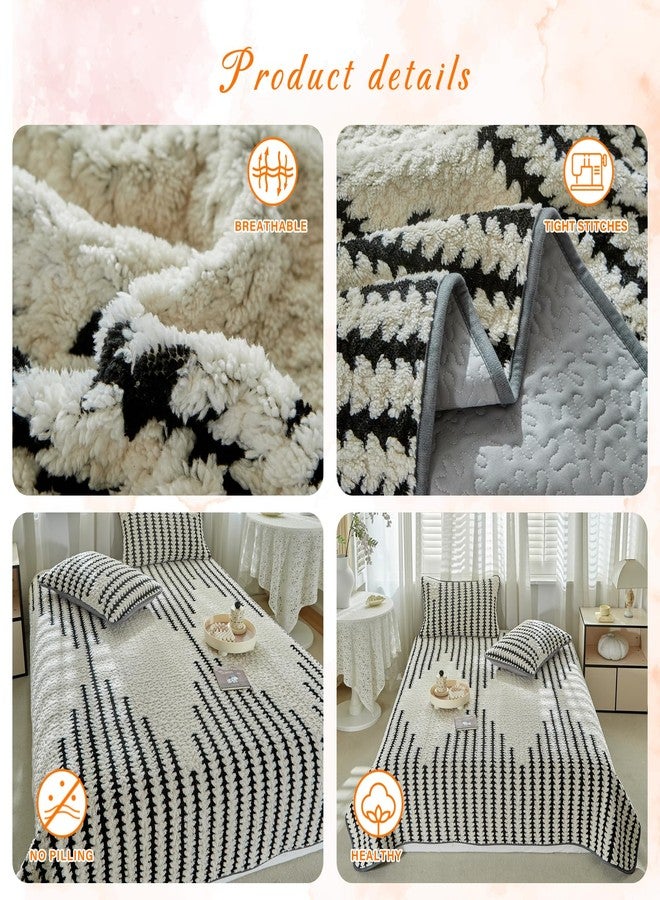 Tititada 3 Pieces Luxury Velvet Boho Quilt Sets Queen Size, Lightweight Decorative Bohemian Bedspread Set for All Season, Soft Coverlet with 2 Shams, Beige - Image 4