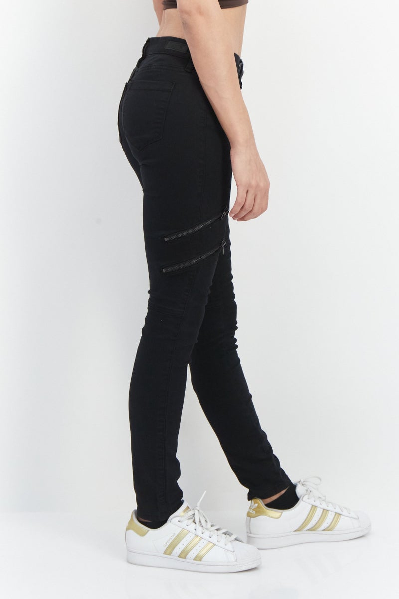Blank NYC Women Regular Fit Plain Stretchable Jeans, Black - Image 3