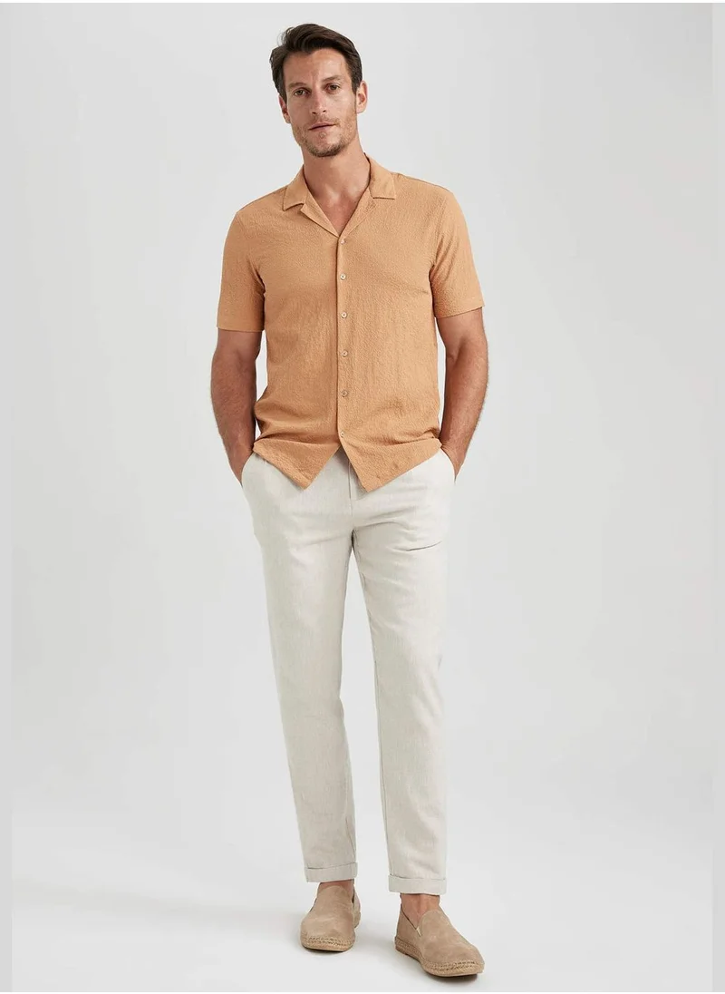 ديفاكتو Man Woven Short Sleeve Shirt