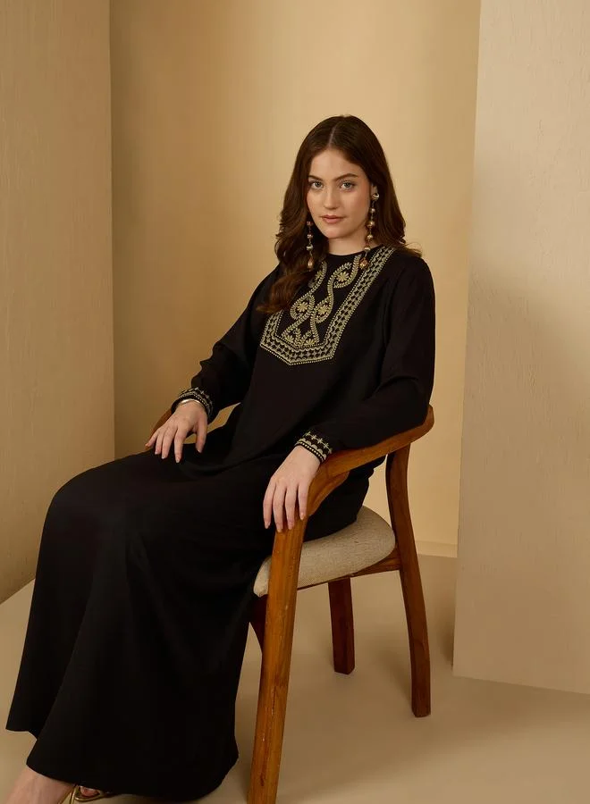 Styli Styli Crepe Jalabiya with Gold Trim