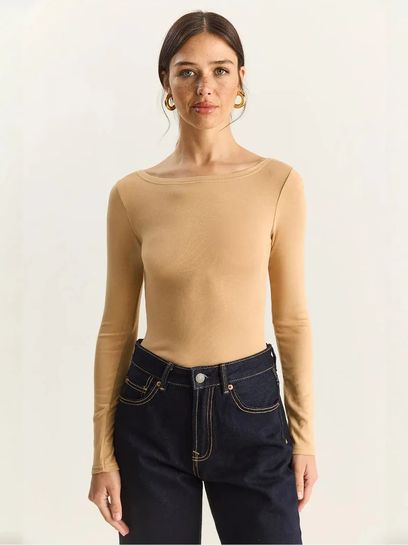 Bianco Lucci LUCCI Fitted Basic Top