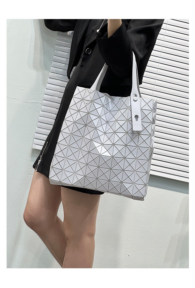 New Women'S Bag Lifetime Geometric Diamond Plaid Bag Magic Large Square Shoulder Bag All-Match Handbag Women'S Tote Bag - Image 1