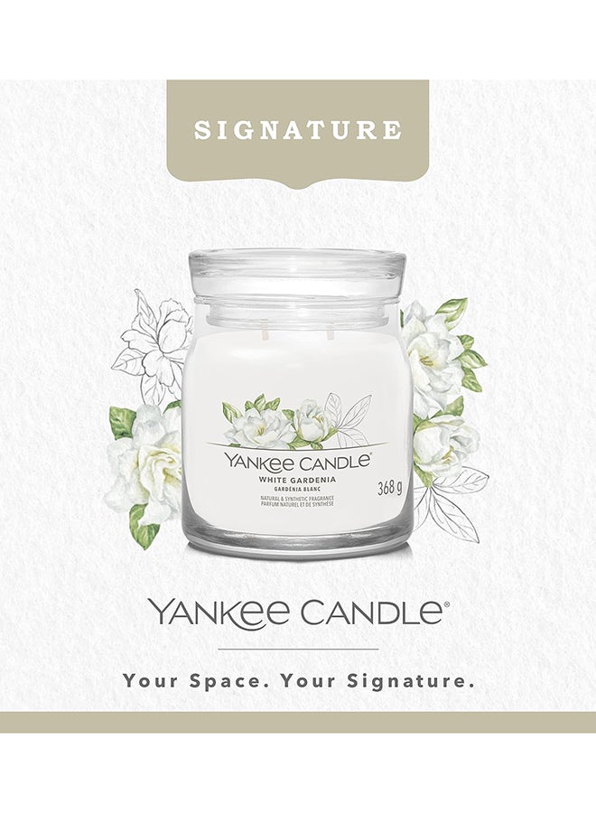 YANKEE CANDLE شمعة يانكي كاندل المعطرة | شمعة جاردينيا البيضاء متوسطة الحجم مع فتيلين مزدوجين | شمعة مصنوعة من مزيج شمع الصويا تحترق لفترة طويلة | هدايا مثالية للنساء - Image 2