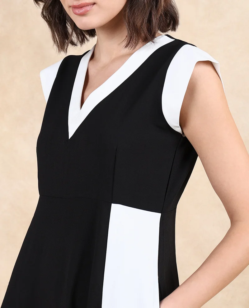 Rareism Rareism Women Bhinua Black Ruffled Sleeves V-Neck Zipper Closure Straight Fit Maxi Plain Dress
