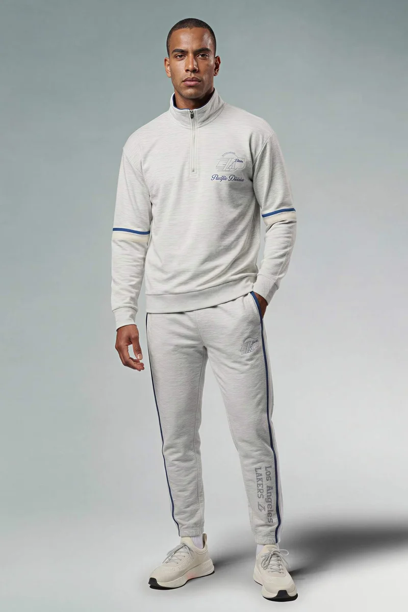 ديفاكتو NBA Los Angeles Lakers Standard Fit Scuba Fabric Jogger Pants