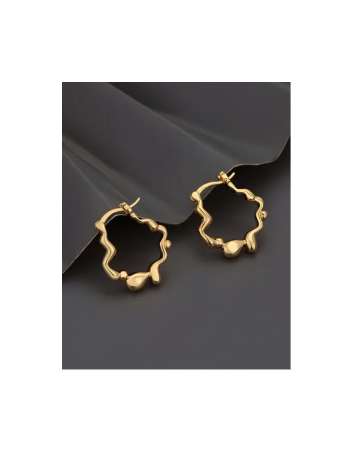 Luxuria 18K Gold Plated 316L Stainless Steel Chunky C Shape Hoop Earrings  - Image 4