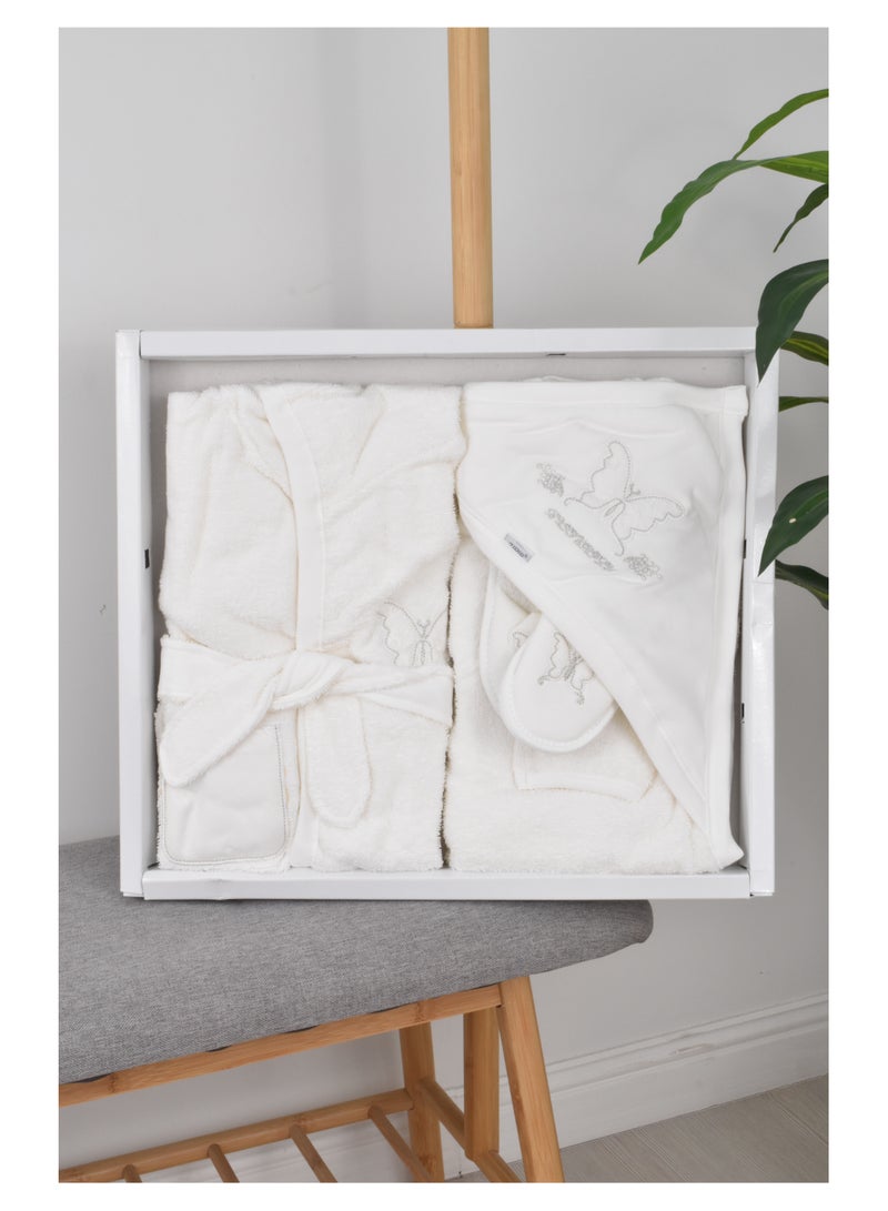 FUN MOMENT Baby Bathrobe Consisting of 4 Pieces - Image 2