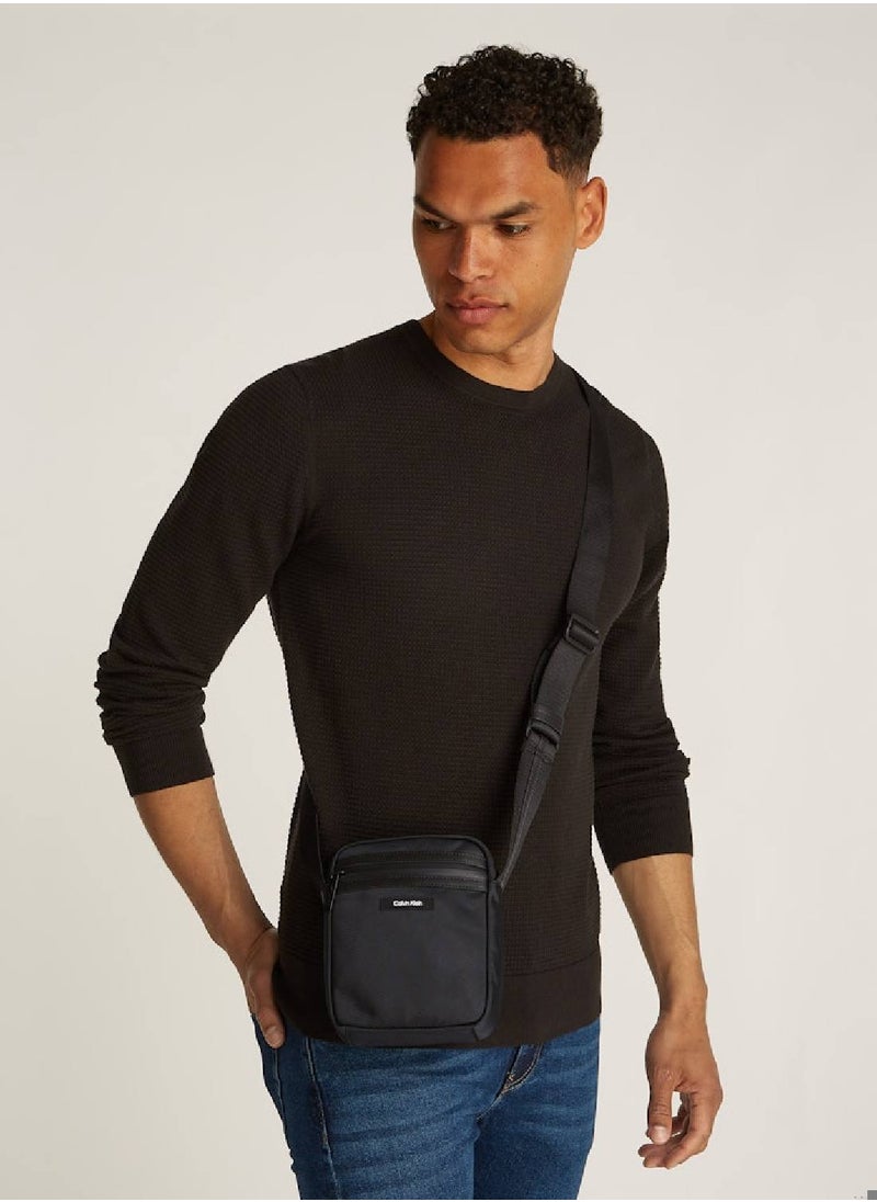CALVIN KLEIN Men's Ck Essential Reporter Bag - Polyester, Black  - Image 2