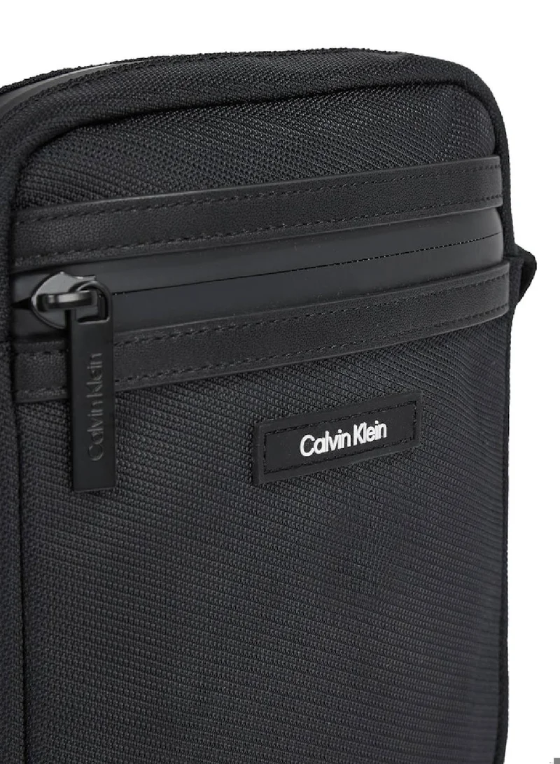 CALVIN KLEIN Ck Essential Reporter Bag