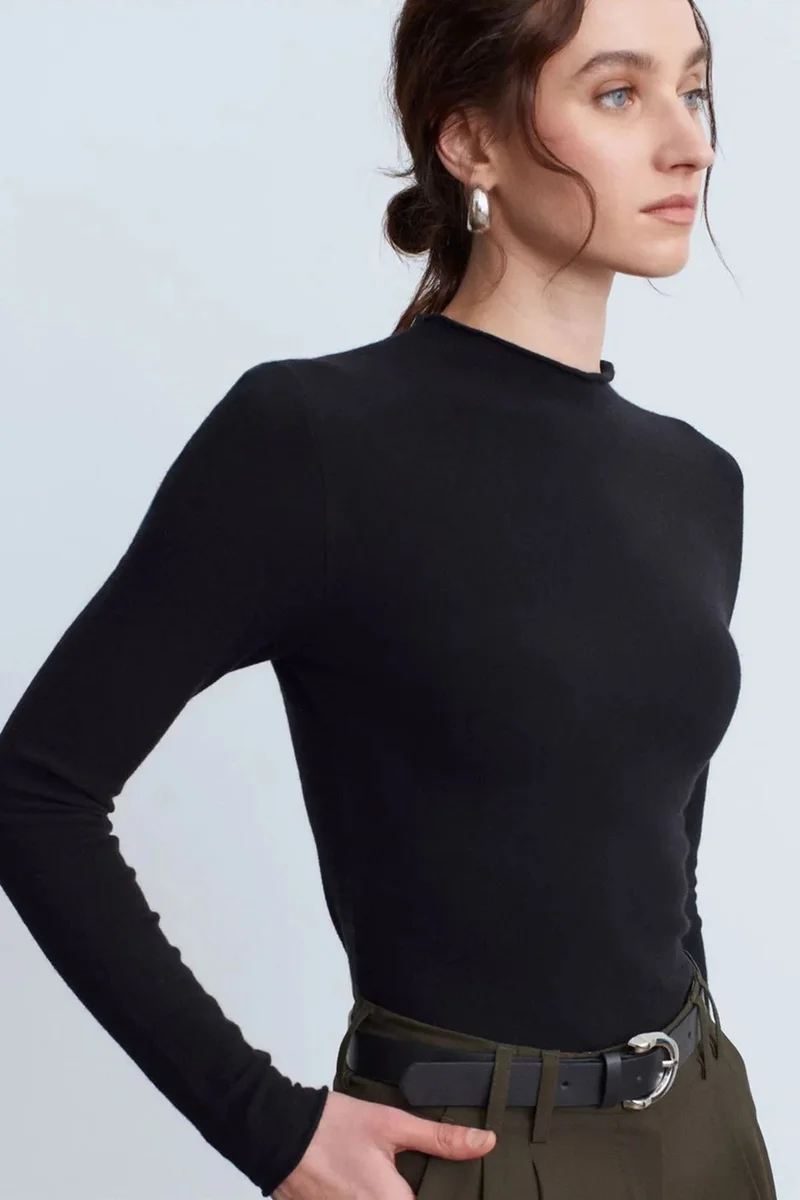DILVIN Women's Slim-fit Ribbed Half-turtleneck Sweater