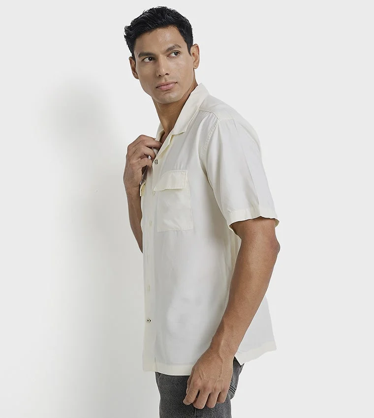 بين شيرمان Ben Sherman Men's Short Sleeve Solid Shirts