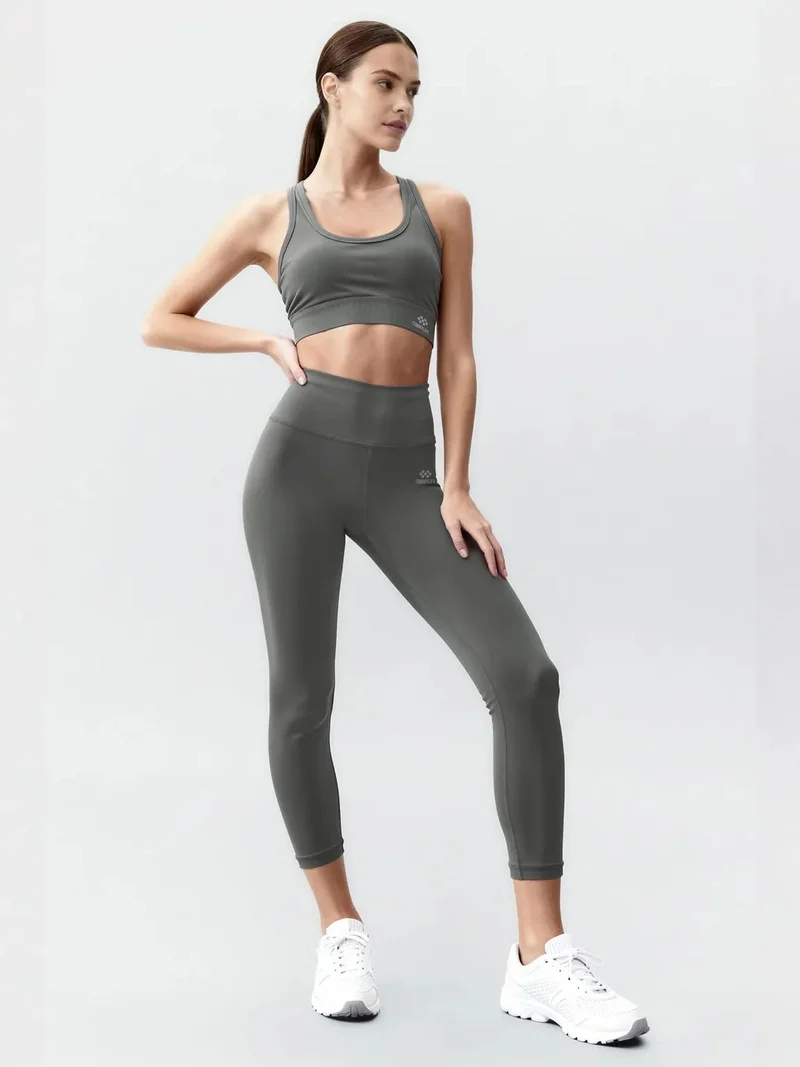 تومي لايف TOMMY Sleeveless Athletic Set With Leggings