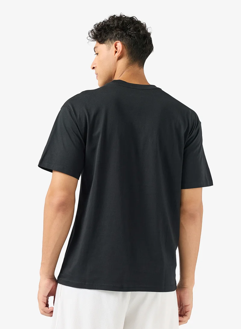 نايكي تيشيرت لا ليكرز كورتسايد هاف كورت أو جي كلوب