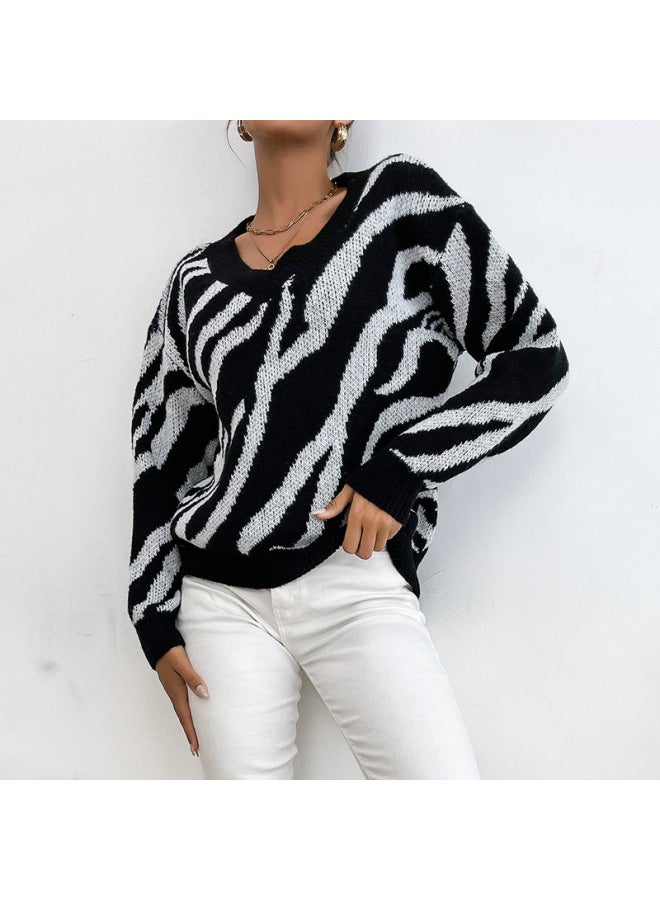 Autumn Middle Eastern Clothing Base Layer V-neck Black Zebra Pattern Sweater - Image 1