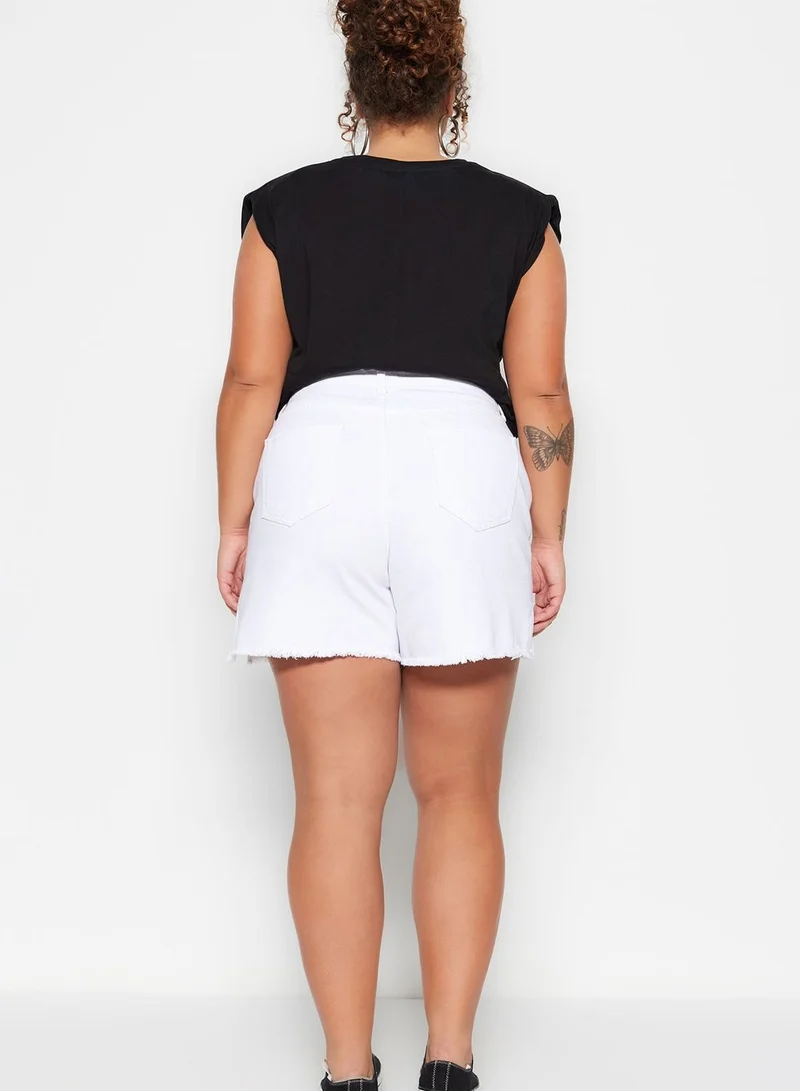 ترينديول كيرف High Waist Denim Shorts