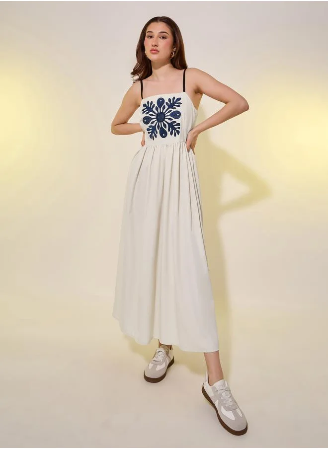 ستايلي Embroidered Strappy A-Line Midi Dress