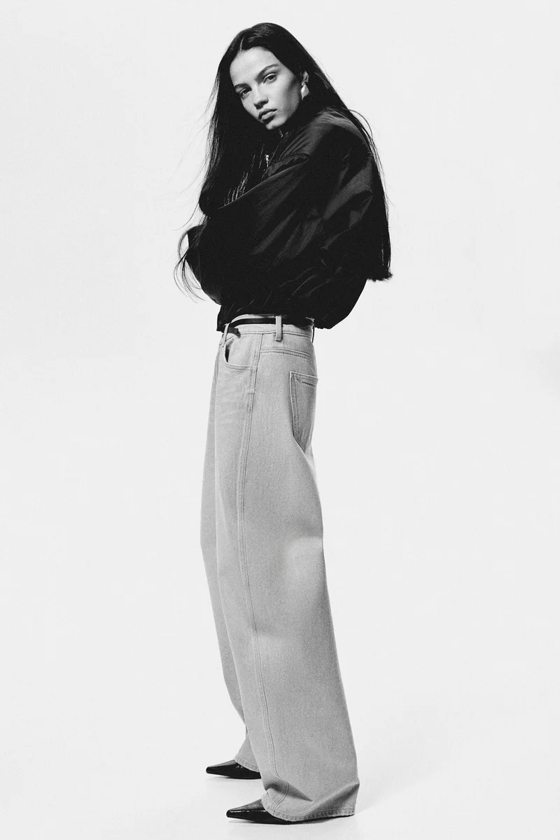 اتش اند ام جينز بخصر عالي وساق باريل