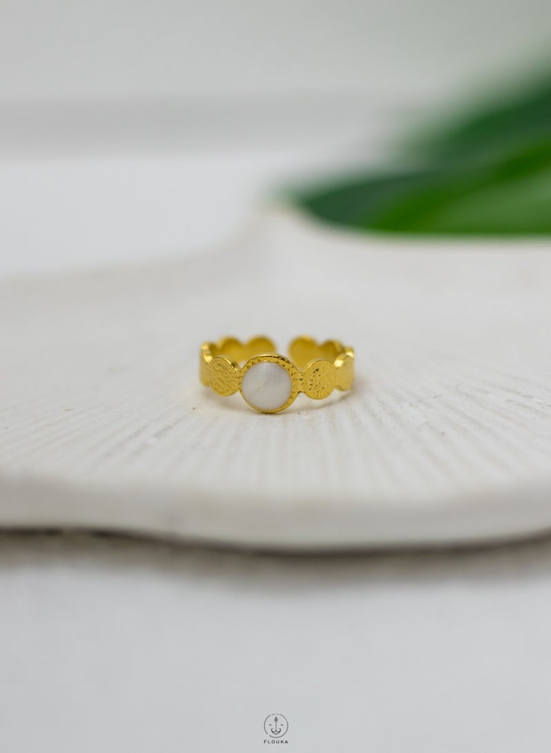 Circle White Resin Gold Ring – Elegant and Minimalist Circular Design, Adjustable Free Size for Women & Men