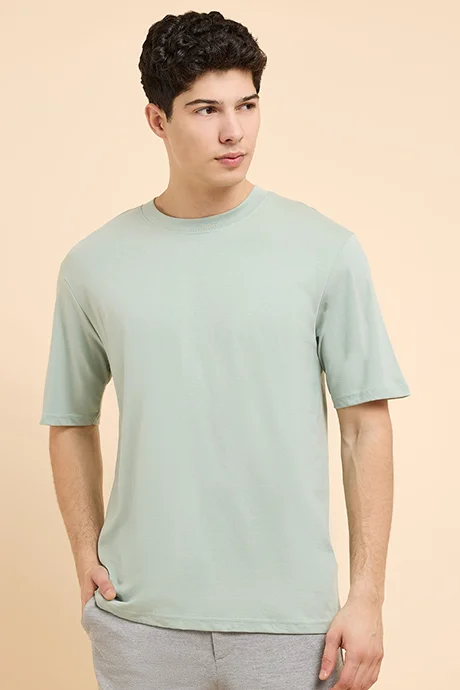 أر أند بي Solid T-Shirt with Crew Neck and Short Sleeves