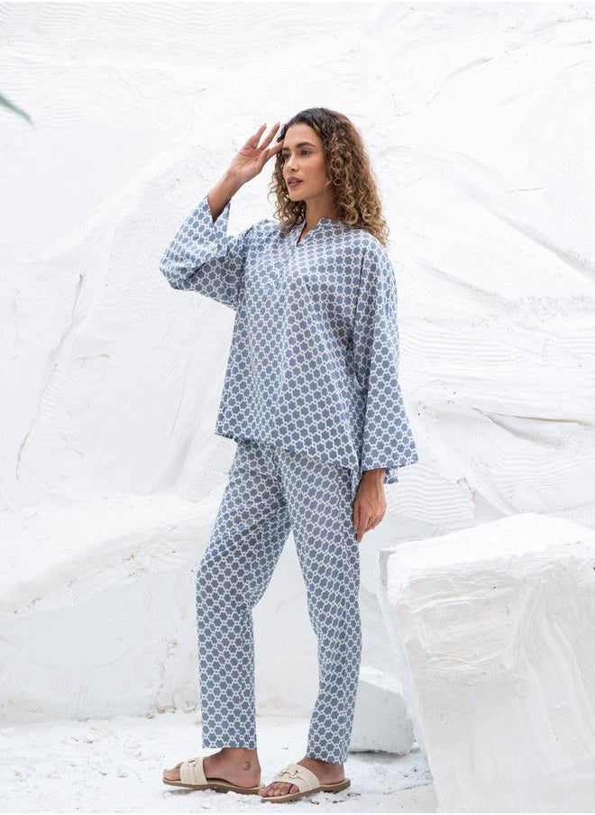 Geometric Printed Notch Neck Top and Straight Pyjama Pants - pzsku/Z1E7DE8D78B5F9DCF0C26Z/45/1741119966/d349a152-2069-4cf9-b5da-d213aedacc4f