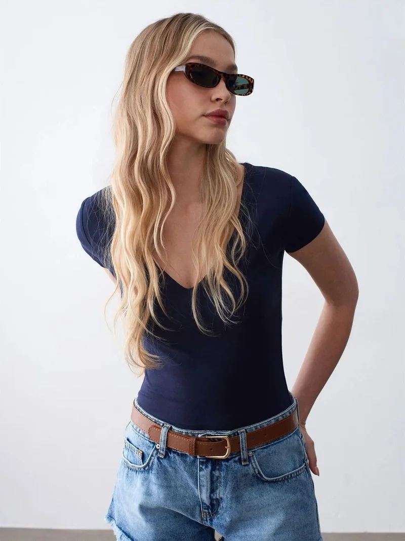 ديلفين DILVIN Slim Fit V-Neck Knit Blouse