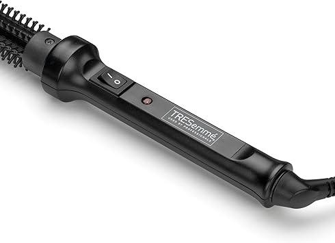 Tresemme فرشاة تسريح ساخنة رفيعة من تريسمي سيراميك سهلة التصفيف للشعر القصير خفيفة الوزن متعددة الجهد للسفر بقطر 19 مم لإضافة حجم للشعر ورفع الجذور - Image 4