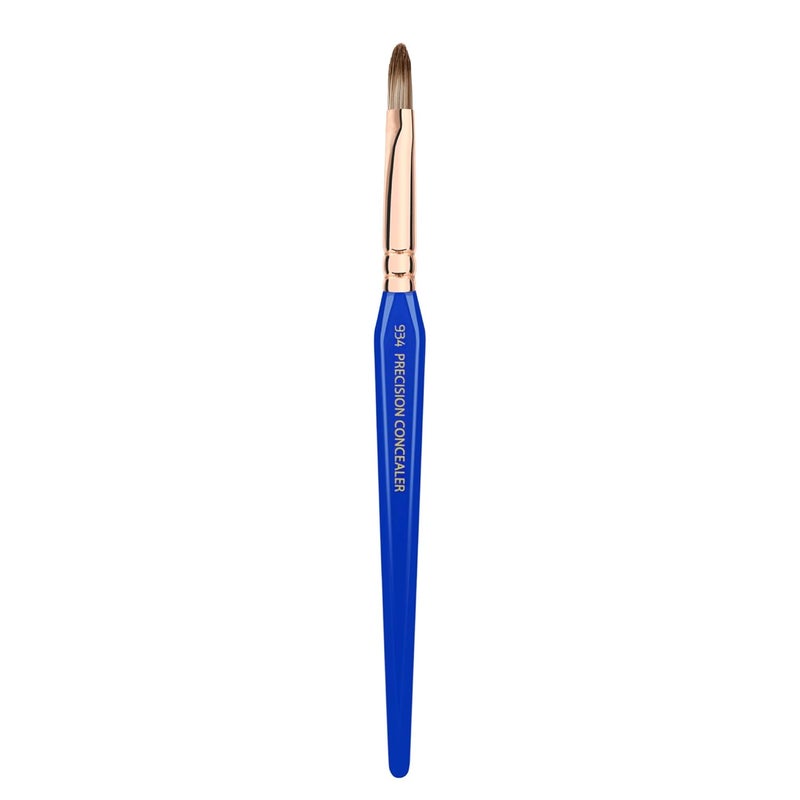 Bdellium Tools Professional Makeup Brush Golden Triangle 934 Precision Concealer With All Vegan and Soft Synthetic Fibers For Concealing Blue 1pc