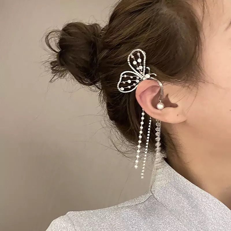 Pelin Accessory Butterfly Stone Ear Accessory