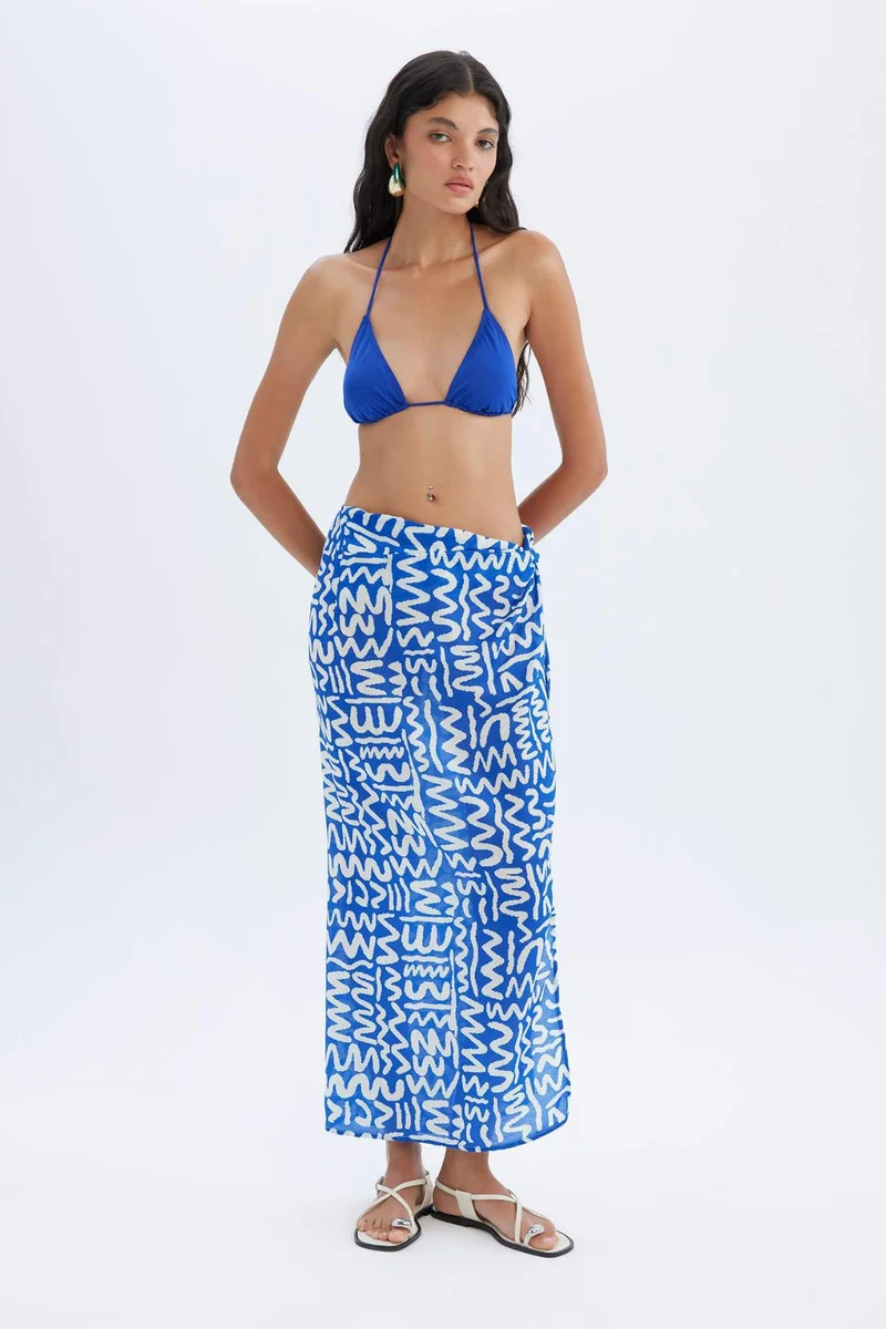 Defacto Fall in Love Patterned Slit Beach Skirt