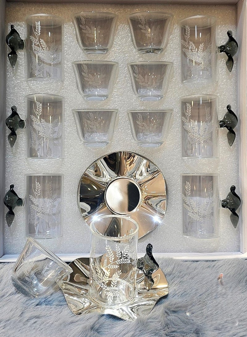 18-piece tea set including cups and saucers with a modern pattern - Image 2