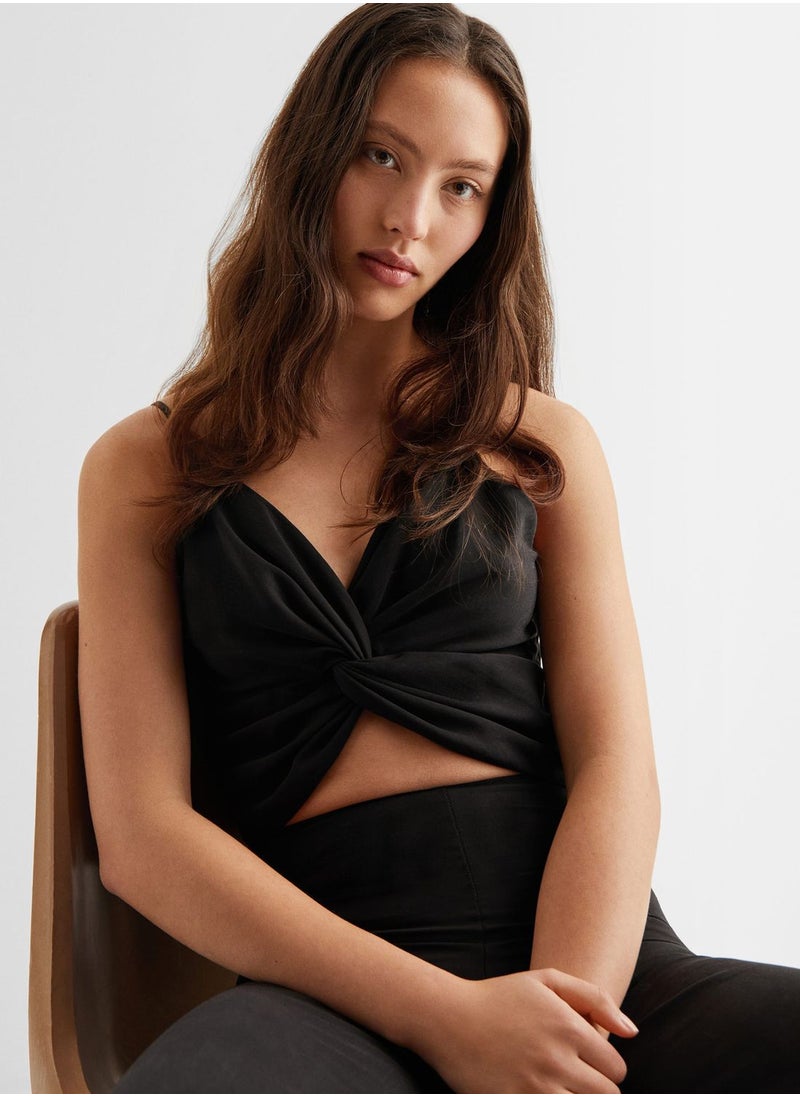 MANGO - Youth Essential V-Neck Crop Top - Image 1