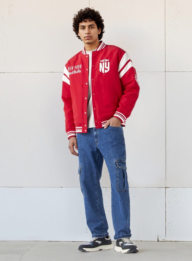 اس بي كاركترز جاكيت بطبعة نيويورك ريد بول - Image 2