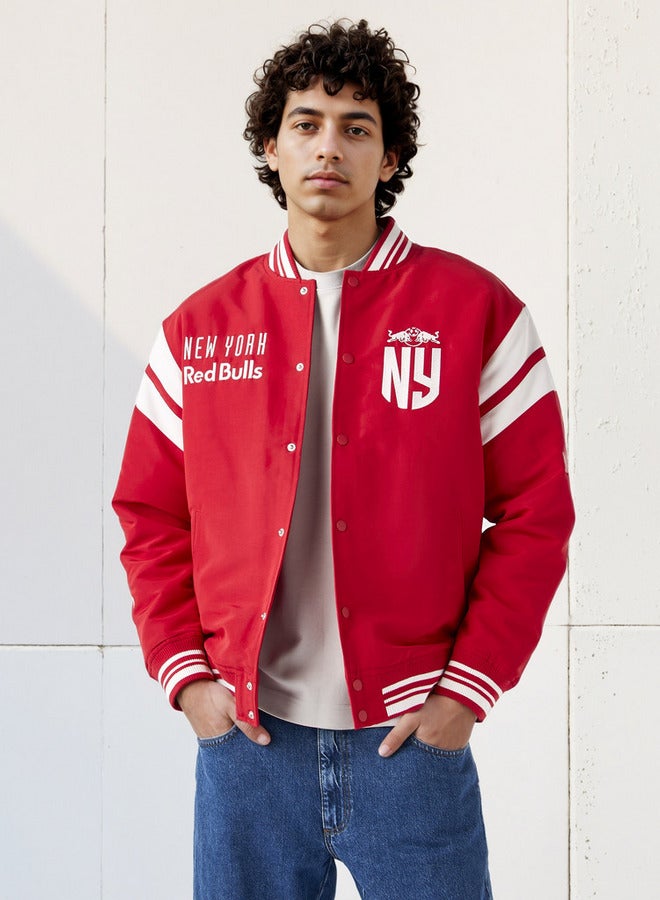 اس بي كاركترز جاكيت بطبعة نيويورك ريد بول - Image 3