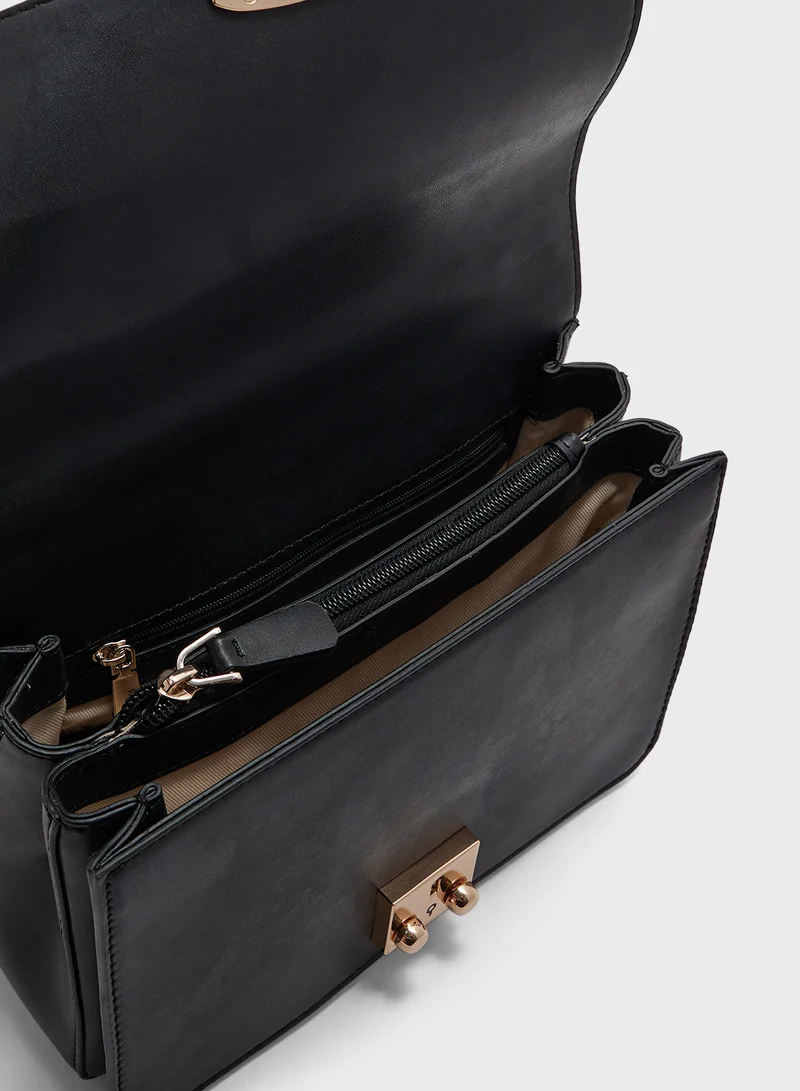 جس Eliette Convertible Crossbody
